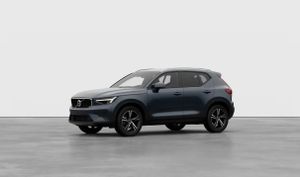 Volvo XC40 B3 Core 2025