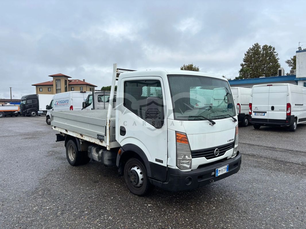 Nissan Cabstar 2007