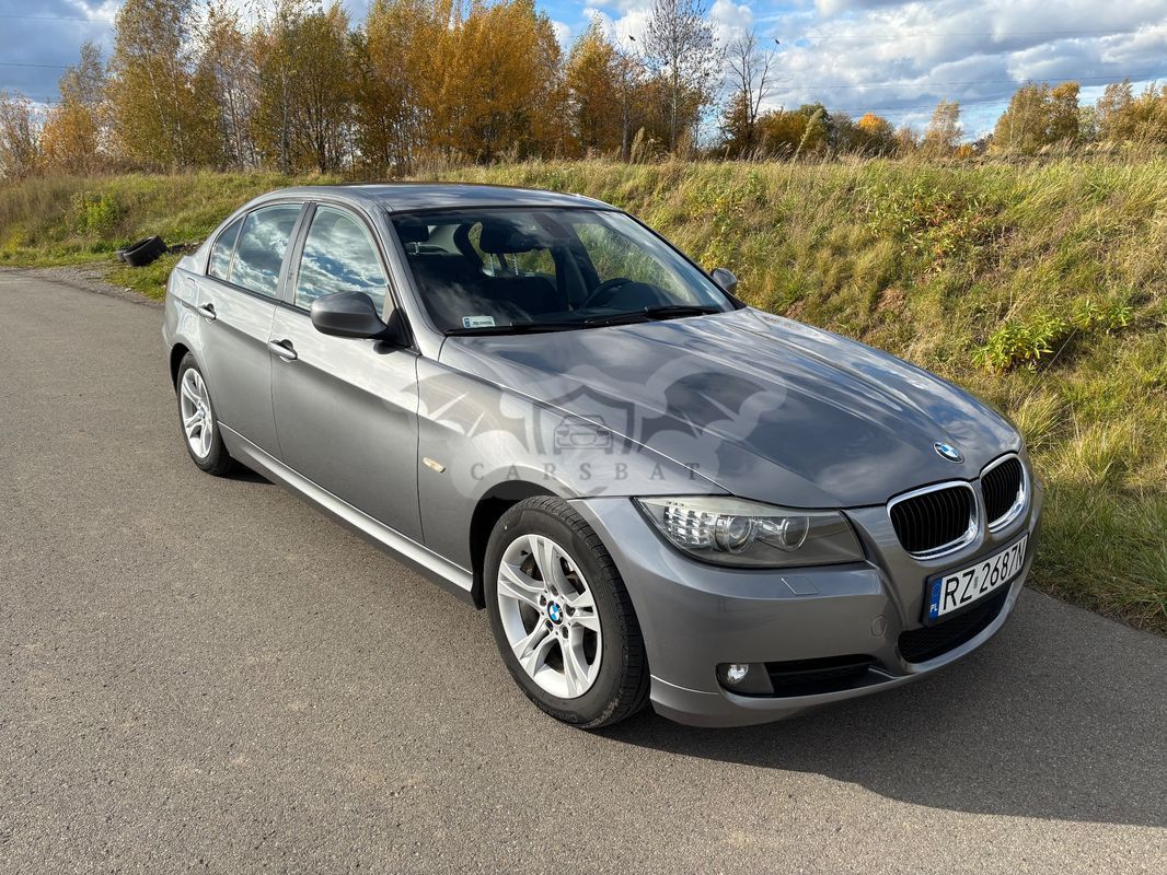 BMW 3 Series E90/E91/E92/E93 320i 2010