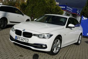BMW 3 Series F30/F31 318i Sport Line 2017