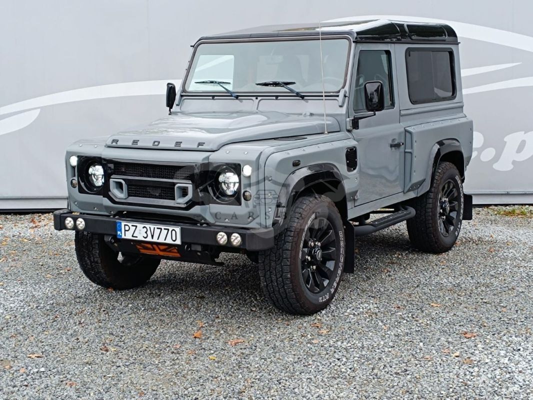 Land Rover Defender 2008