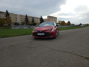 Toyota Corolla Seria E21 2.0 Hybrid GR Sport 2020