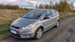 Ford S-Max I 2010