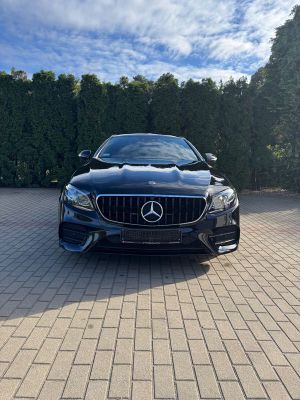 Mercedes-Benz E W213 300 9G-TRONIC 2017