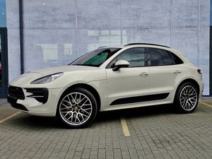 Porsche Macan I Standard 2021