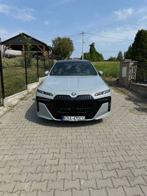 BMW 7 Series G70 740i sport 2023