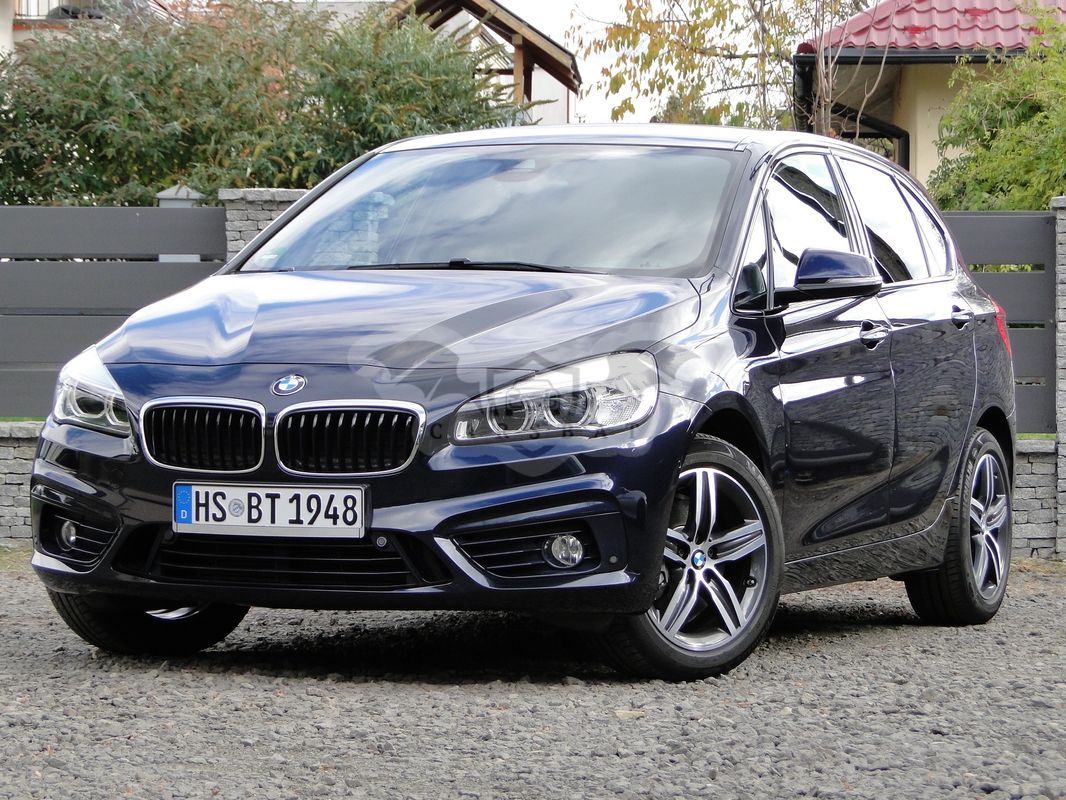 BMW 2 Series 220i Active Tourer Sport Line 2016