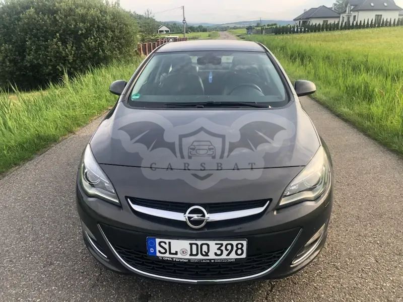 Opel Astra J 2013