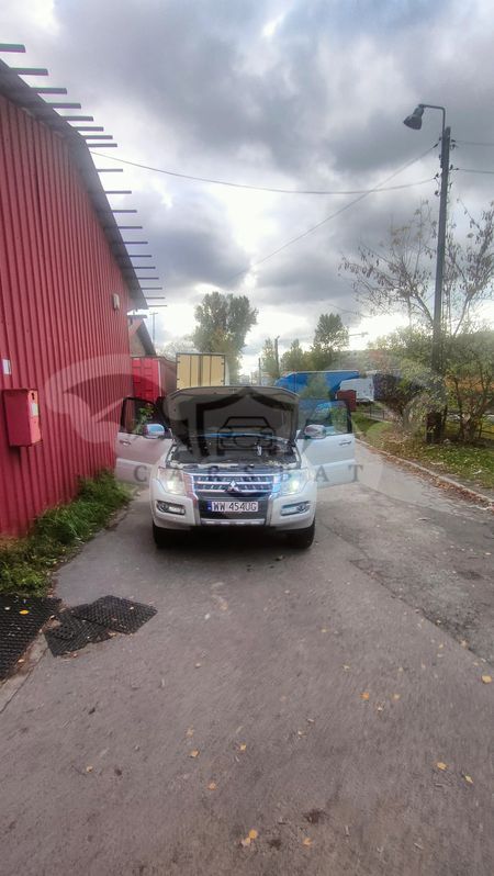 Mitsubishi Pajero IV 2015