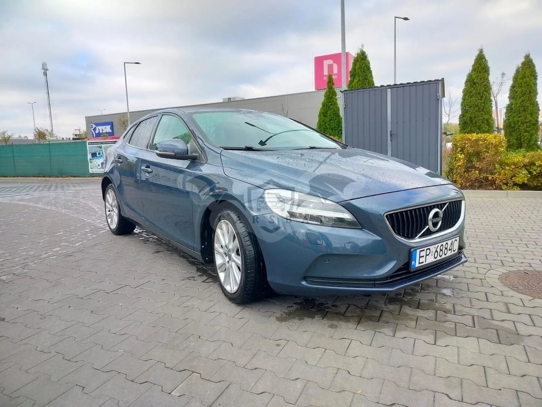 Volvo V40 II 2018