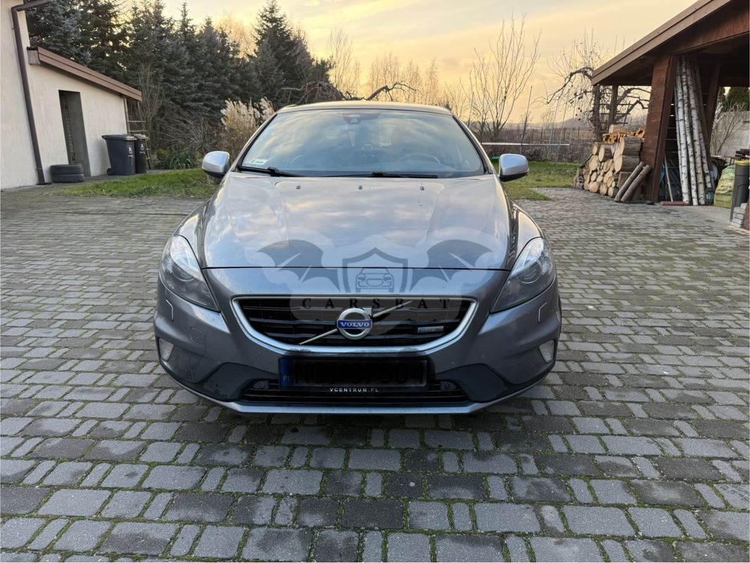 Volvo V40 II D4 RDesign 2014