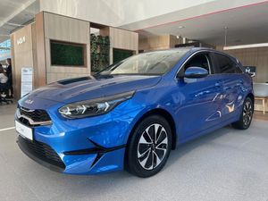 Kia Ceed III 1.5 T-GDI Tribute DCT 2025