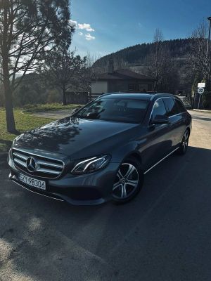 Mercedes-Benz E W213 220 d T 9G-TRONIC 2018