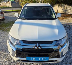 Mitsubishi Outlander III 2.4 4WD Plug-In Hybrid Diamant 2020