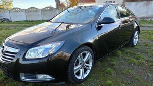 Opel Insignia A 2.0 Bi Turbo CDTI 4x4 Country Tourer 2013