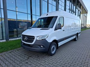 Mercedes-Benz Sprinter 2025