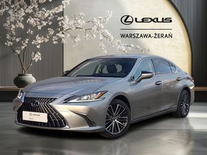 Lexus ES 300h Business Edition 2022