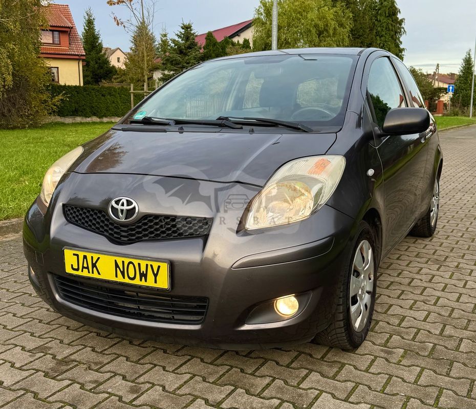 Toyota Yaris II 1.33 VVT-i Cool+ 2009
