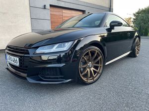 Audi TT 8S 2.0 TFSI quattro S tronic 2015