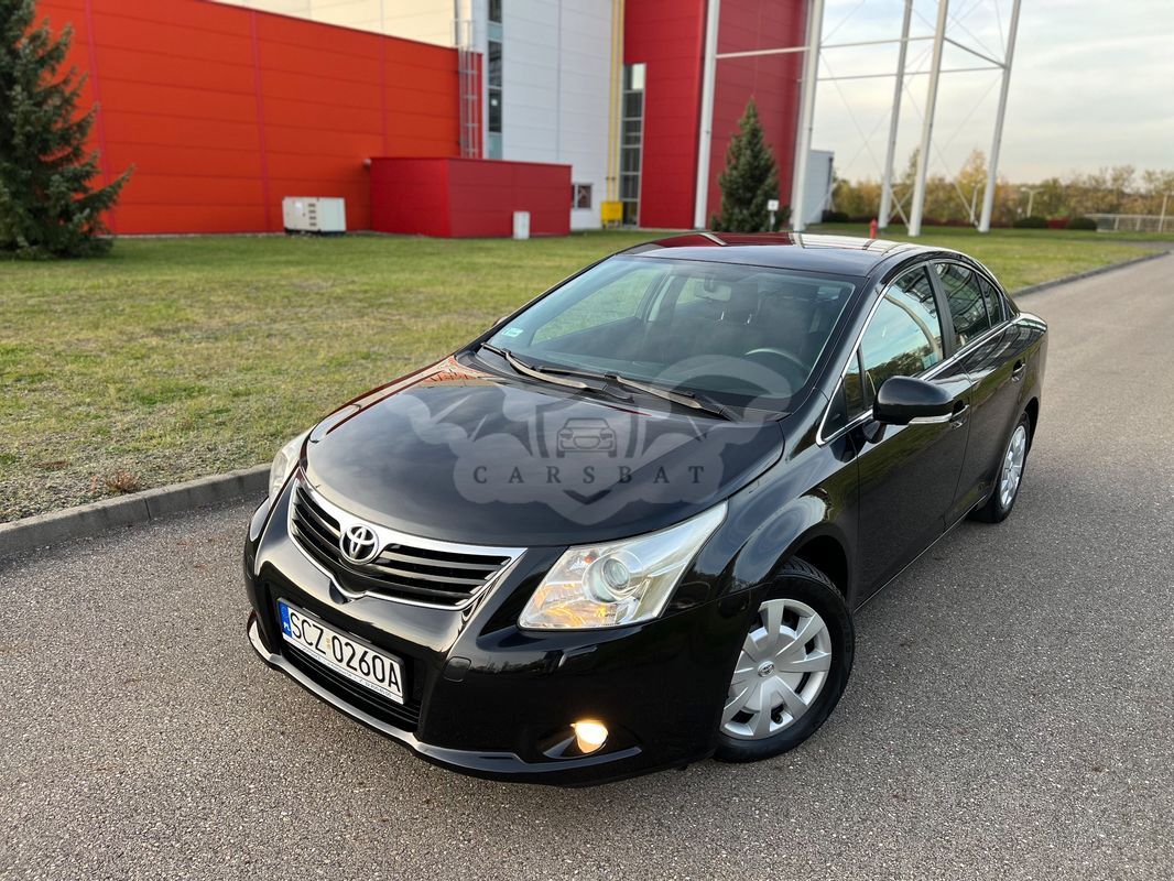 Toyota Avensis III 1.6 Premium 2011