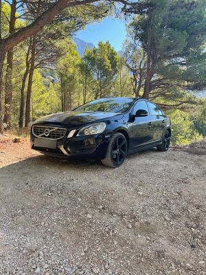 Volvo S60 II D2 2011