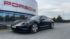 Porsche Taycan 2023