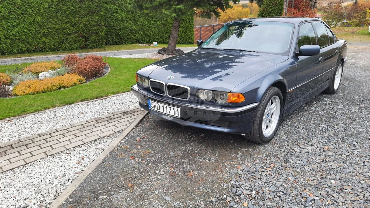 BMW 7 Series E38 740i 1998