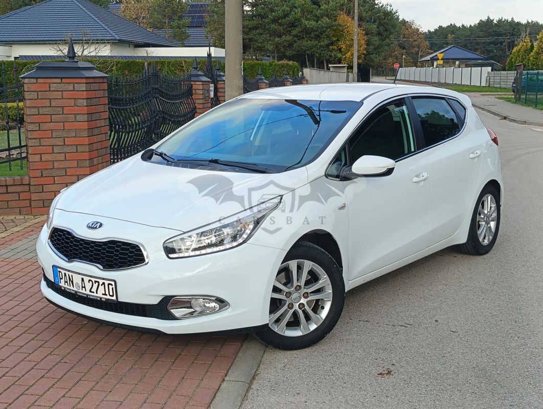 Kia Ceed II 1.6 GDI Dream Team Edition 2014