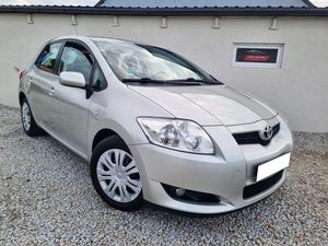 Toyota Auris I ver-2-0-d--4d-premium-plus 2008