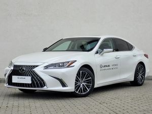 Lexus ES 300h Business Edition 2024