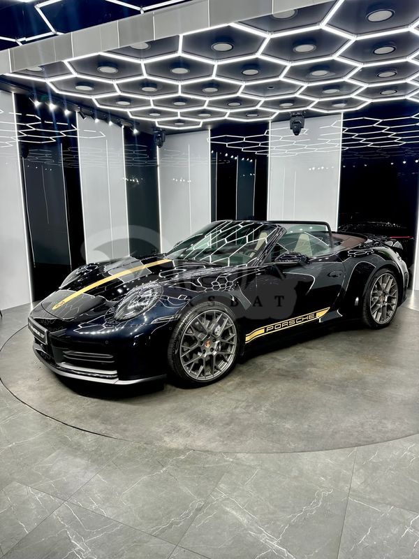 Porsche 911 992 Carrera Cabrio 2024