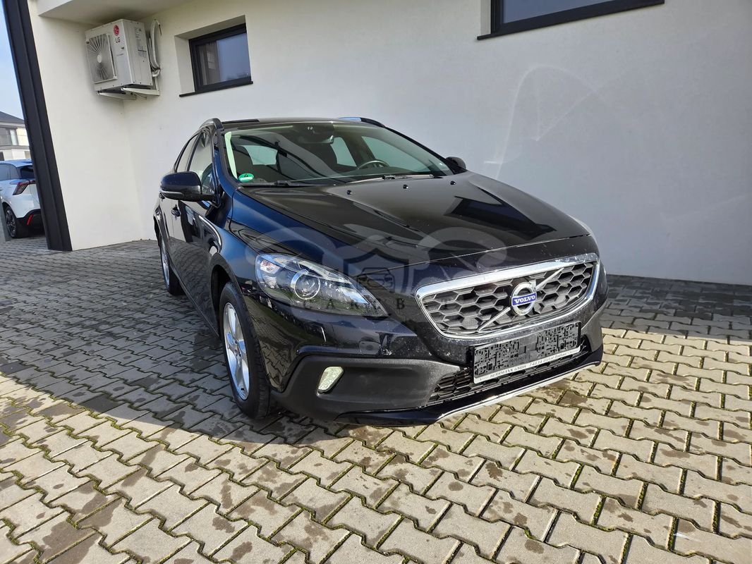 Volvo V40 2015