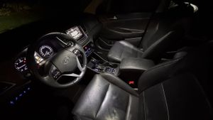 Hyundai Tucson III 2.0 CRDI Tour de Pologne 4WD 2016