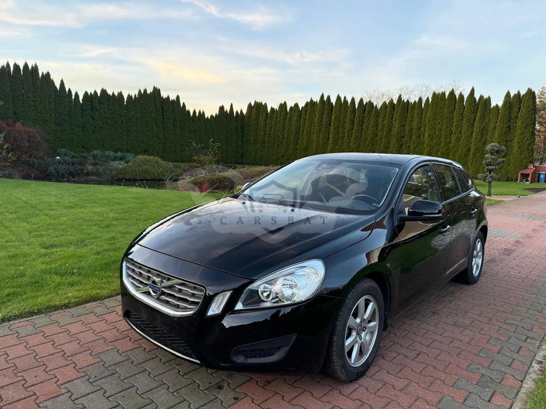 Volvo V60 I ver-d2-kinetic 2012