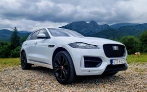 Jaguar F-Pace 25t AWD R-Sport 2018