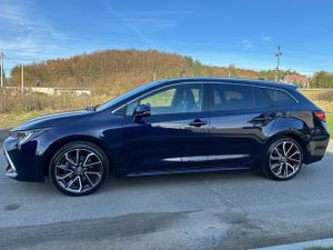Toyota Corolla Seria E21 2.0 Hybrid GR Sport 2022