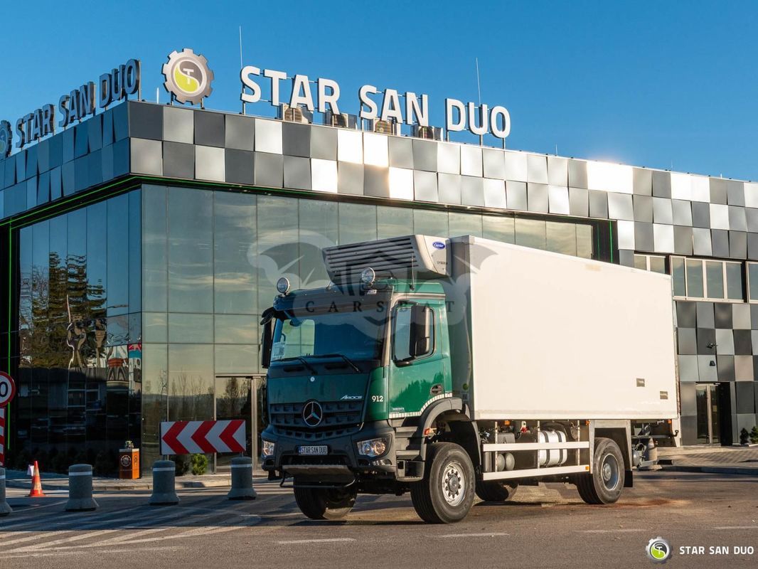 Mercedes-Benz Arocs 2015