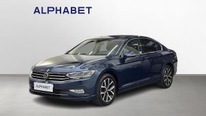 Volkswagen Passat B8 2.0 TDI EVO Business DSG 2021