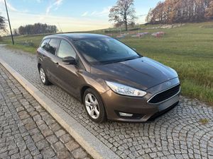 Ford Focus Mk3 ver-turnier-titanium 2016