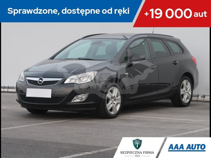 Opel Astra J 2012
