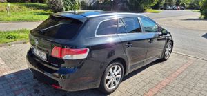 Toyota Avensis III 2.2 D-4D Prestige NAVI 2010