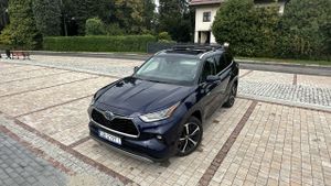 Toyota Highlander 2021