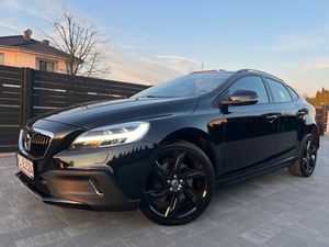 Volvo V40 D4 Geartronic Momentum 2017