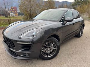 Porsche Macan I 2016