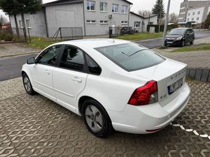Volvo S40 II D2 DRIVe Kinetic 2010