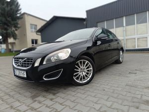 Volvo S60 II D3 Geartronic Momentum 2011