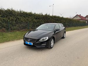 Volvo V60 I D2 Drive-E Dynamic Edition (Momentum) 2016