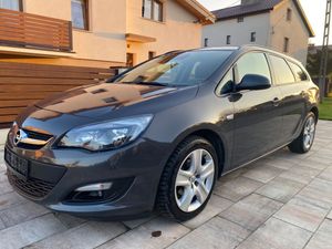 Opel Astra J 1.4 Turbo Sports Tourer 2014