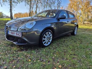 Alfa Romeo Giulietta 1.6 JTDM Distinctive 2010