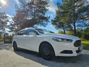 Ford Mondeo Mk5 2.0 TDCi Start-Stopp PowerShift-Aut Titanium 2017
